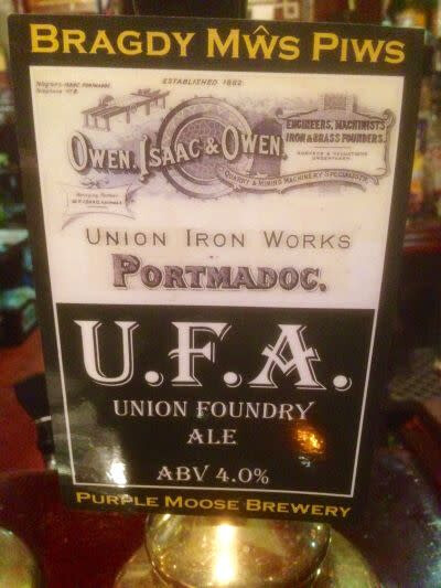 Bragdy Mŵs Piws (Purple Moose Brewery) U.F.A. (Union Foundry Ale)
