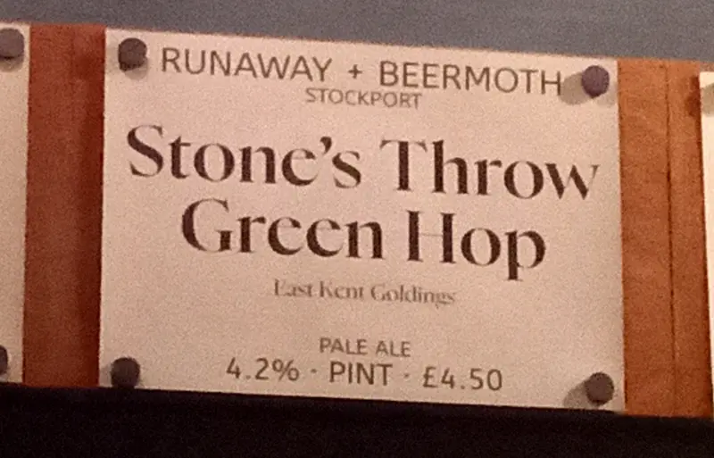 Runaway Brewery Stones Throw - Green Hop