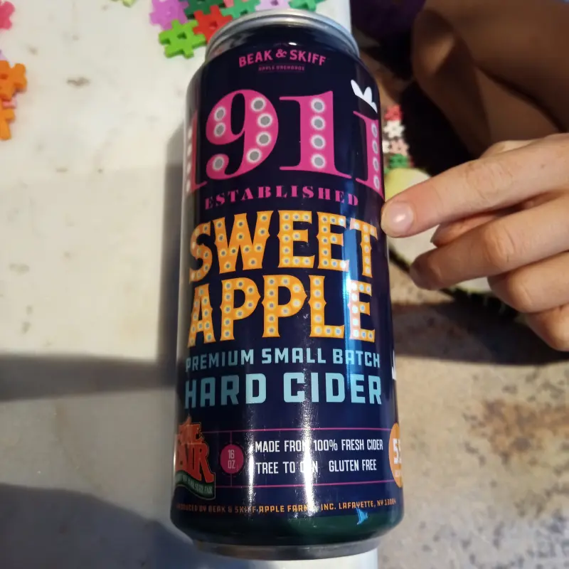 Beak & Skiff Apple Orchard 1911 Sweet Apple
