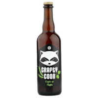 Crafty Coon Fight or Flight