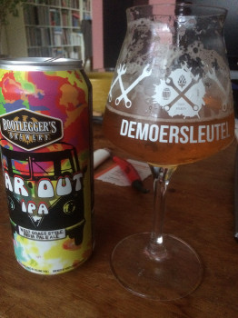 Maakun's photo of Far Out IPA