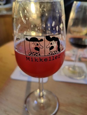 AndySnow's photo of Hallo Ich Bin Berliner Weisse - Raspberry
