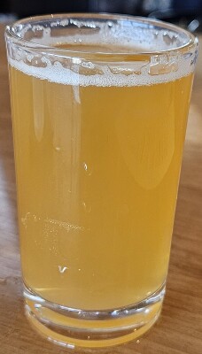 potjebier's photo of Head in the Clouds