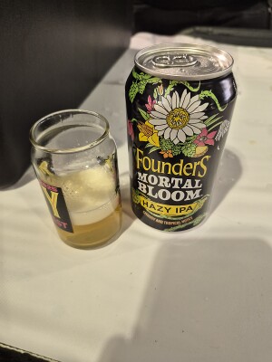 Lubiere's photo of Mortal Bloom Hazy IPA