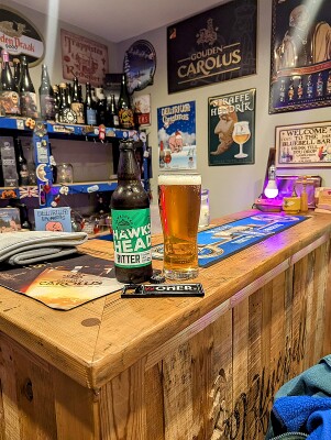simontomlinson's photo of Bitter