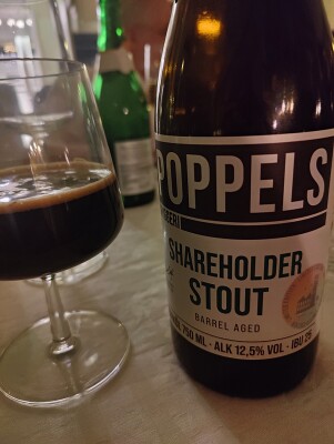 AndySnow's photo of Shareholder - Stout