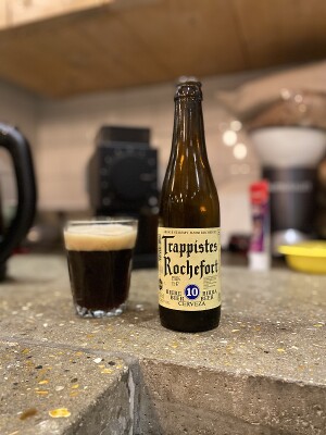 Leighton's photo of Trappistes Rochefort 10 (2014)