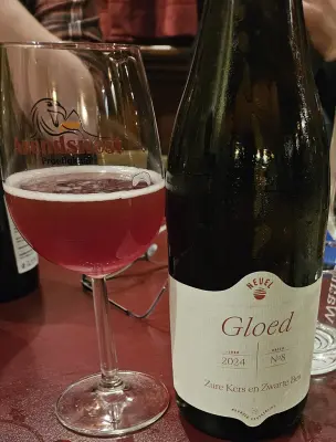 potjebier's photo of Gloed (Batch #8 - Jaar 2024)