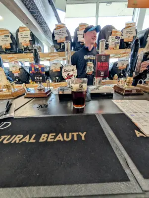 simontomlinson's photo of English Old Ale
