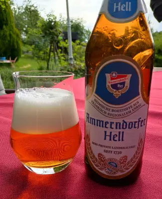 Pausenbier's photo of Hell