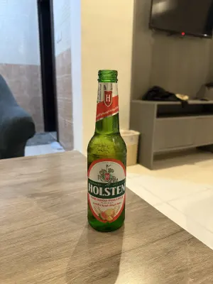 Kermis's photo of Holsten 0.0% Pink Guava - Pineapple