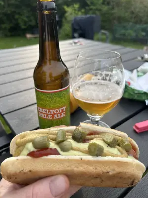 Dedollewaitor's photo of Traitors Pale Ale HBC522 New Cascade