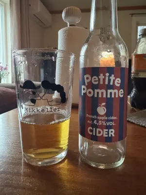 Chris_Ofstad's photo of Petite Pomme Original