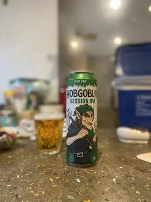 Leighton's photo of Hobgoblin Session IPA