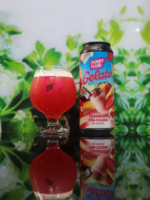 Oczek2015's photo of Gelato: Strawberry Piña Colada