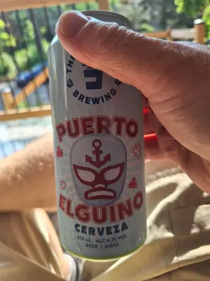 Helsdon's photo of Puerto Elguino Cerveza
