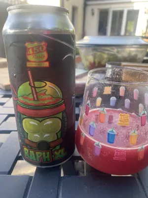 wyzzywyz22's photo of Slushy XL - Raph XL