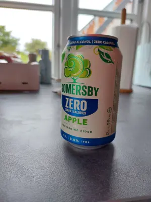 Zlotta's photo of Zero - Apple