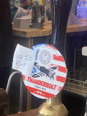 wyzzywyz22's photo of Thunderbolt