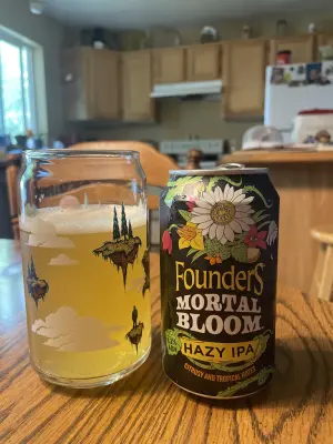 poisoneddwarf's photo of Mortal Bloom Hazy IPA