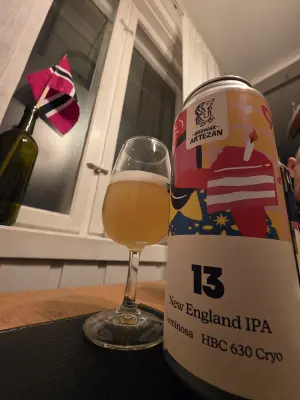 Lunde's photo of 13 New England IPA