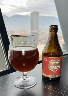 Grumbo's photo of Rouge / Red (La Première)