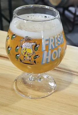 potjebier's photo of Über Pils