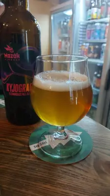 Gurthnar's photo of 11 Kyjograf Lemongrass Pale Ale