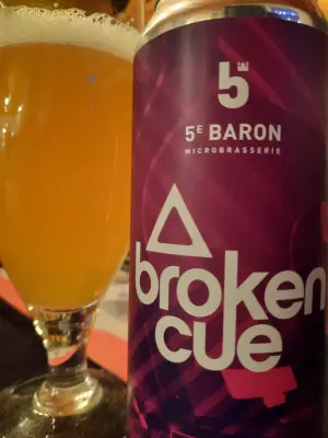 Metalchopz's photo of Broken Cue