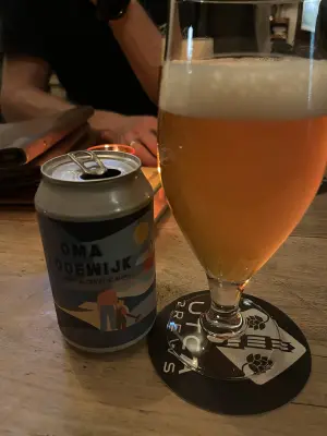 Borresteijn's photo of Oma Lodewijk Non-Alcoholic Blond