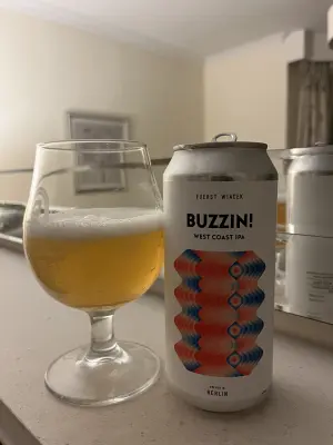 CraftBeerNick's photo of Buzzin!