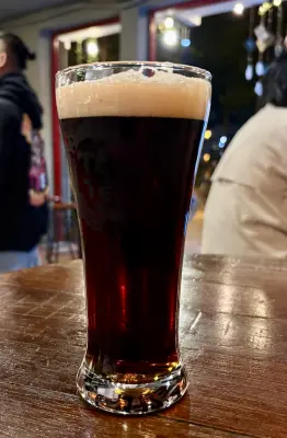 jimgreen's photo of Trúc Black
