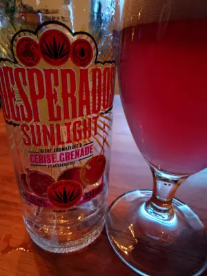 TomHendriksen's photo of Sunlight Cerise-Grenade