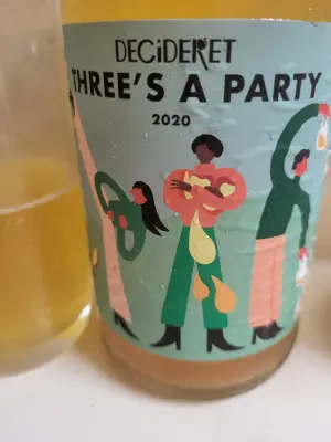 danlo's photo of Three's A Party