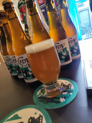 TomHendriksen's photo of Blond