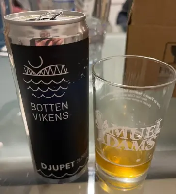 Staleandfunny's photo of Djupet