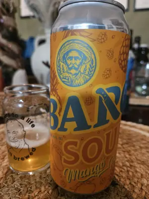 Staleandfunny's photo of Sour Mano Piña