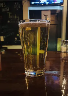 Jow's photo of Garage Beer