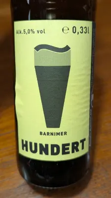 fonefan's photo of Hundert