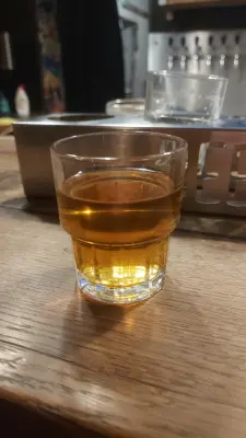 Gurthnar's photo of Lambic Infused with Violet Flower