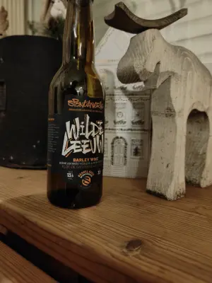 minutemat's photo of Wilde Leeuw - Barley Wine Floc De Gascogne Bourbon BA