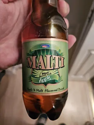 Staleandfunny's photo of Malti Apple