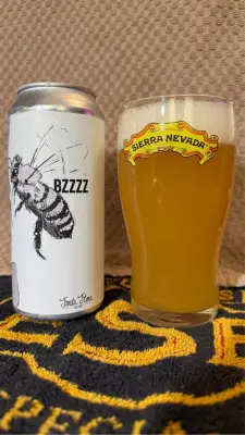 bhensonb's photo of BZZZZ