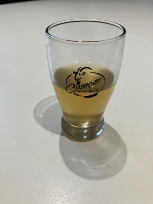 Grumbo's photo of 333 Pilsner Extra Smooth