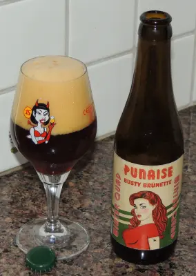RudiGR's photo of Punaise Busty Brunette