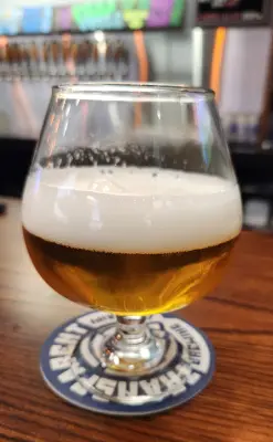 theisti's photo of Oui Bit Fancy