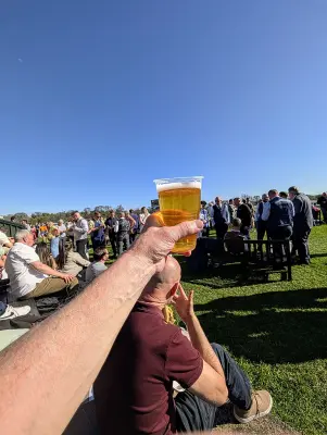 simontomlinson's photo of Seven Peaks Session IPA (2019-)