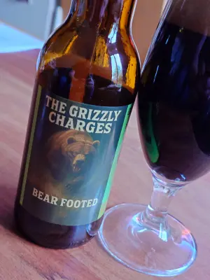 TomHendriksen's photo of The Grizzly Charges Bear Footed