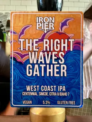 lad_newton's photo of The Right Waves Gather