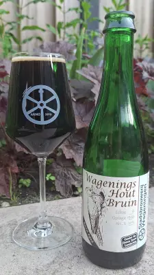 EvNa's photo of Wagenings Hout Bruin 4th ed.